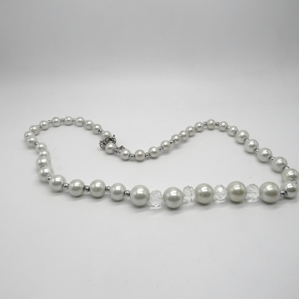 Vintage Faux Pearl Necklace White Graduated Beads Clear Lucite Beads 20 Inch